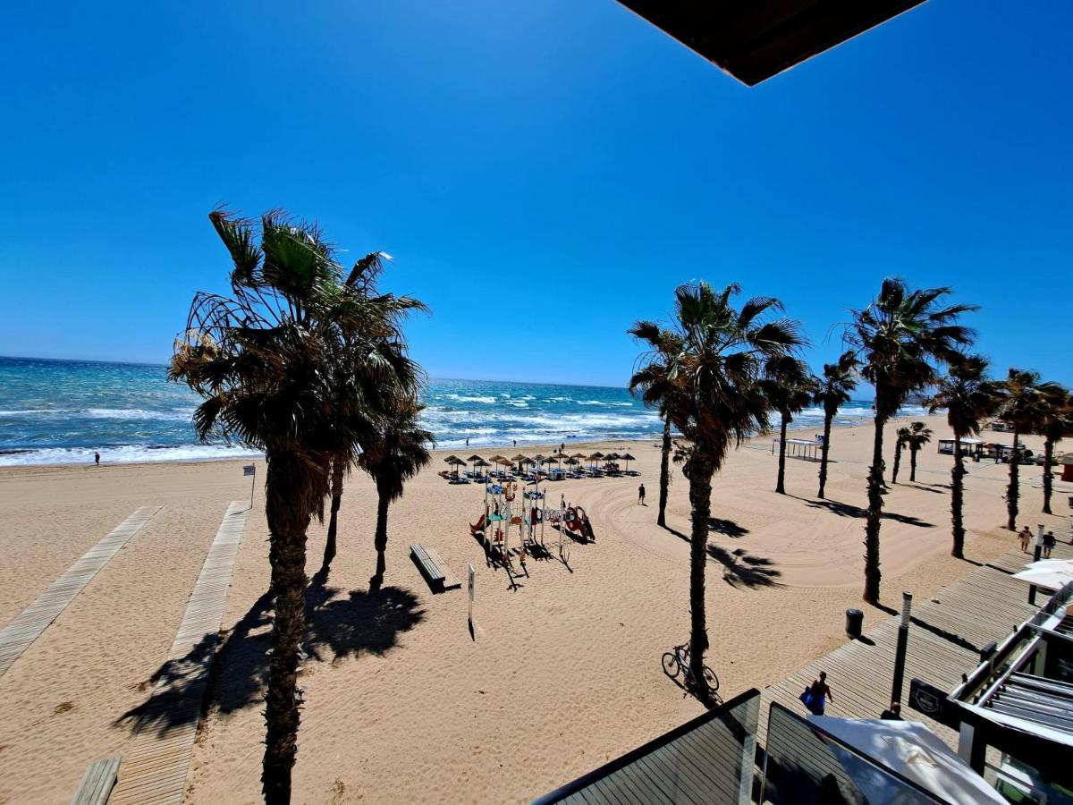 Luxury Apartment La Mata Right By The Sea מראה חיצוני תמונה