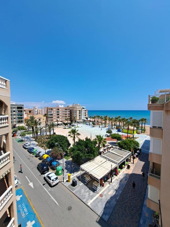 Luxury Apartment La Mata Right By The Sea מראה חיצוני תמונה